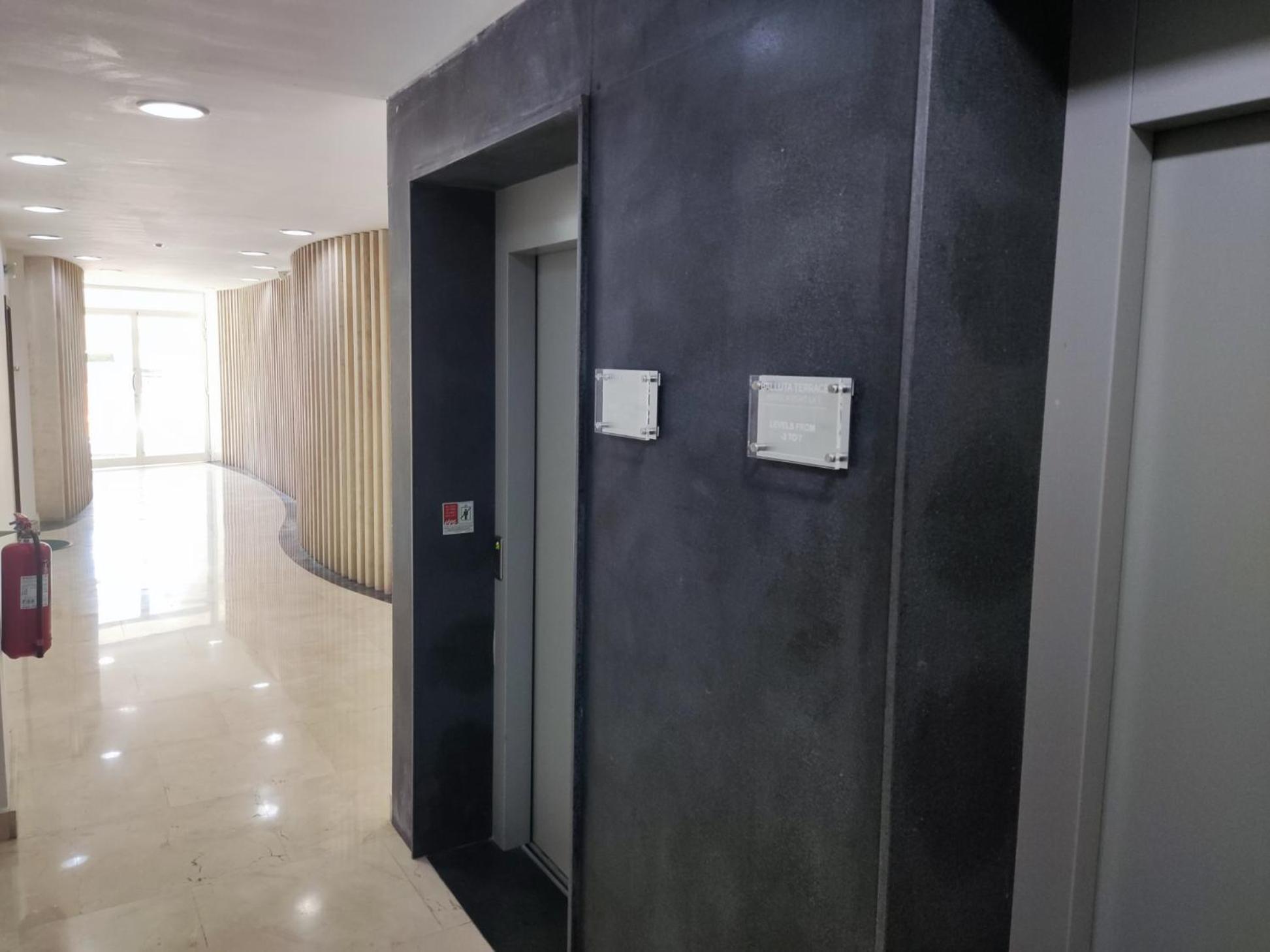 St Julians - Balluta 2 Bedroom Apartment Сент Джулианс Экстерьер фото